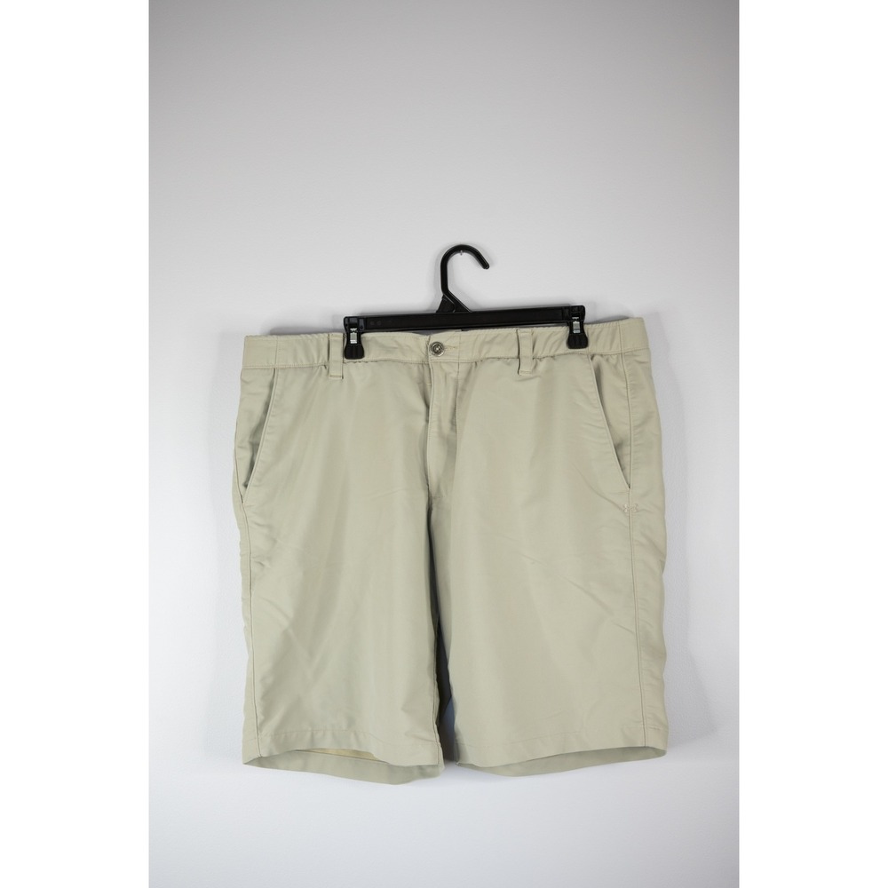 Under Armour Golf Shorts Mens‎ 40 Tan HeatGear Loose Fit Performance Stretch